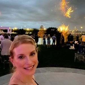 Meet your Posher, Sondra